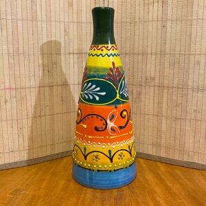 El Poyeton Hand painted folk art pottery vase